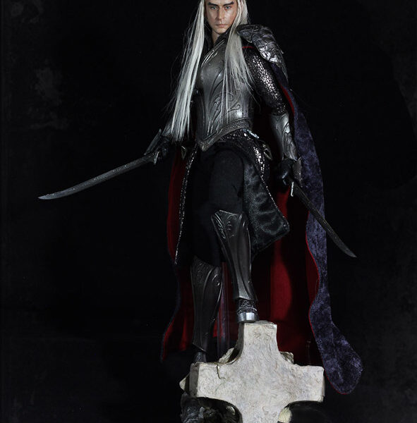 HOBT05 - Asmus Toys The Hobbit Series Thranduil