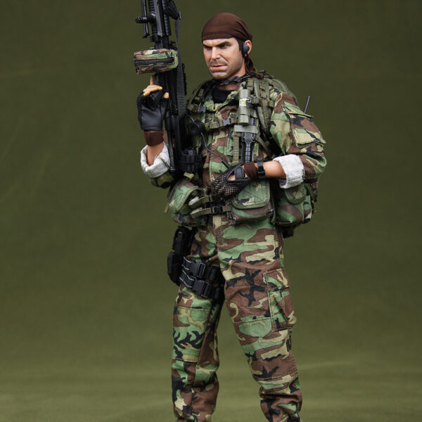 DAM 93012 - NAVY SEAL RECONTEAM SAW GUNNER