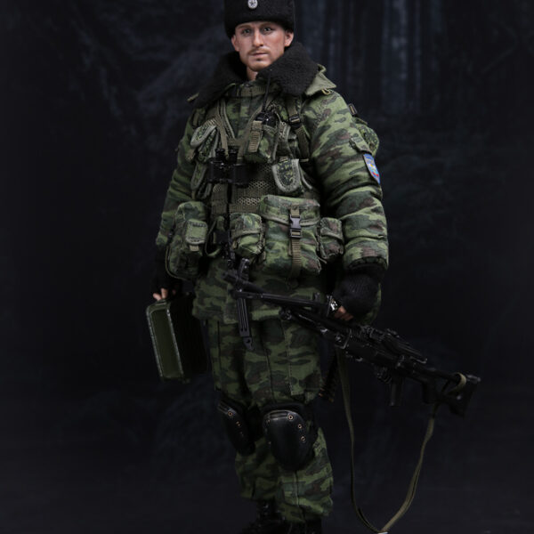 DAM 78025 - RUSSIAN AIRBORNE TROOPS PKP MACHINE GUNNER