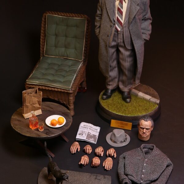 DMS033 DAMTOYS – The Godfather (1972) – 1/6 Vito Corleone (Golden Years version) Collectible Figure