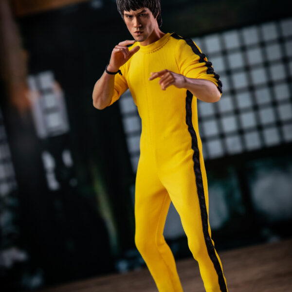 SA9063 - STAR ACE 30CM POLYRESIN STATUE BRUCE LEE (Normal Version)