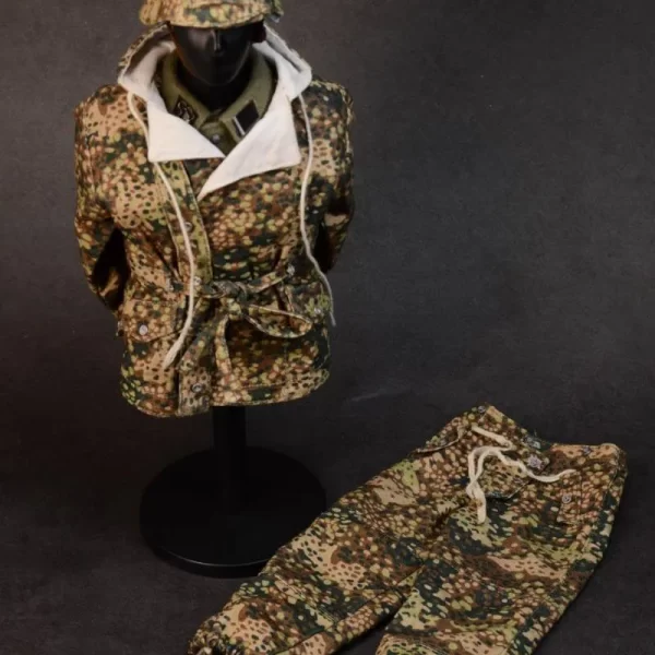 G017A - Mars Divine 1/6 World War Ⅱ German Camouflage Parkas Set with Accessory Added