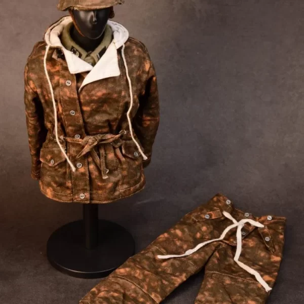 G017F - Mars Divine 1/6 World War Ⅱ German Camouflage Parkas Set with Accessory Added