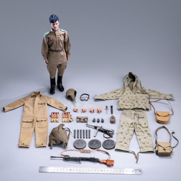 AL100043 - Alert Line 1/6 WWII Soviet Airborne Forces