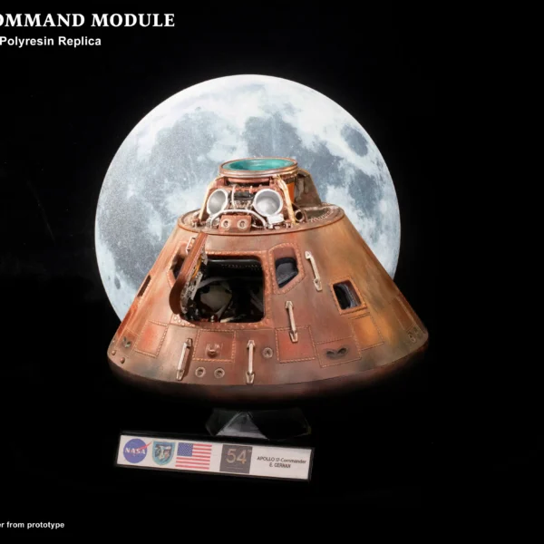 SA0161 - STAR ACE - 1/20 Apollo 17 Command Module